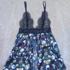 Victoria's Secret Chantilly Lace Black Floral Print Babydoll, size S NWOT